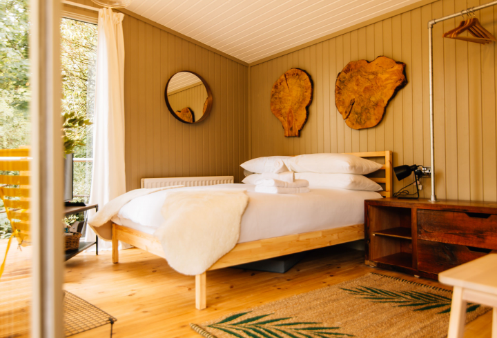 Viking Hut - Sleeps 2 - Image #7